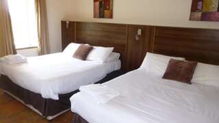 Отели типа «постель и завтрак» The Lodge Doolin Дулин Семейный номер-5